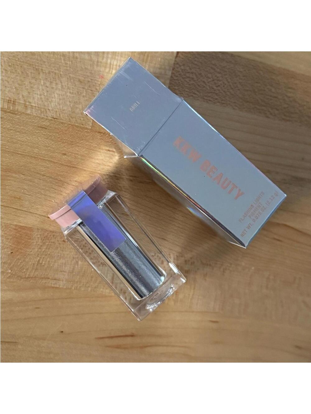 BNIB KKW Flashing Lights Loose Pigment Eyeshadow GRILL